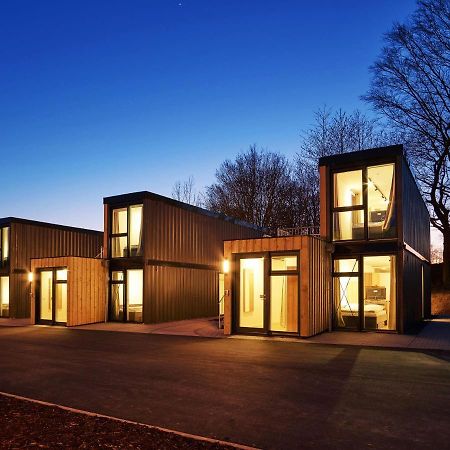 Modern Ausgebauter Ueberseecontainer Als Tiny House Wertheim Εξωτερικό φωτογραφία