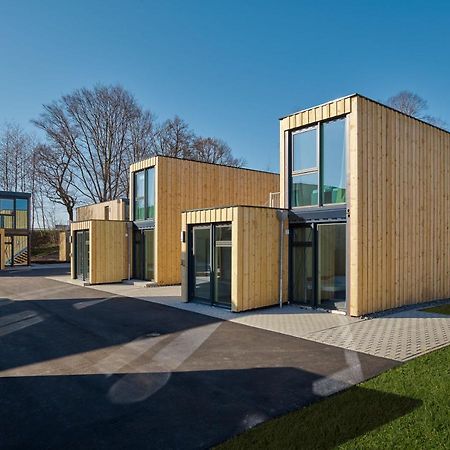 Modern Ausgebauter Ueberseecontainer Als Tiny House Wertheim Εξωτερικό φωτογραφία